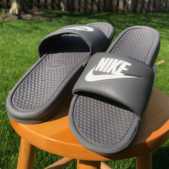 nike benassi slides gray